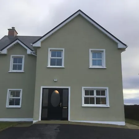 On The Edge Of Ireland! Casa de Férias