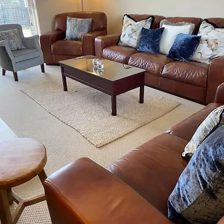 On The Edge Of Ireland! Tatil Evi *